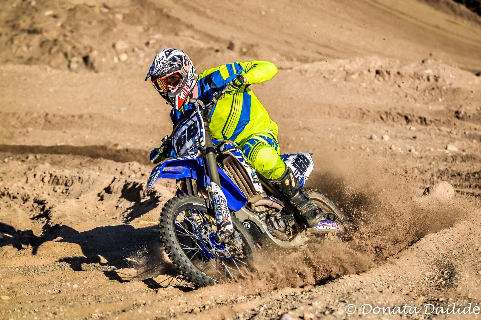 Motocross12